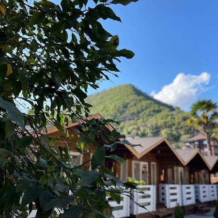 Гостевой Комплекс Парус Hotel New Athos Exterior foto